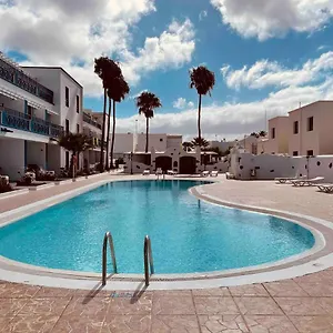 https://lovely-one-bedroom-ground-floor-apartment-puerto-del-carmen.in-canary-islands.com